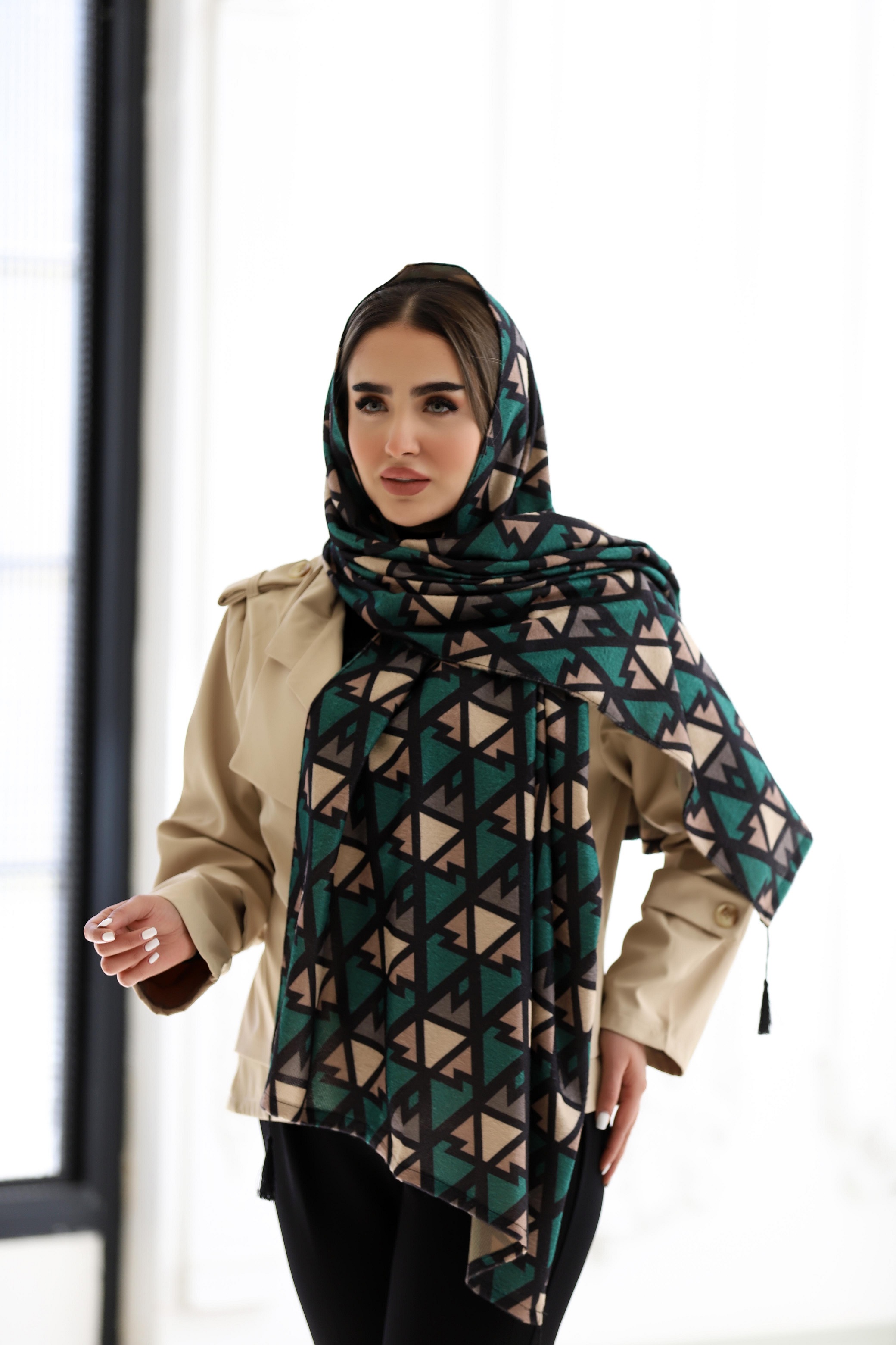 شال مخمل طرحدار بسته10طرحی کد sc35 (عمده)
