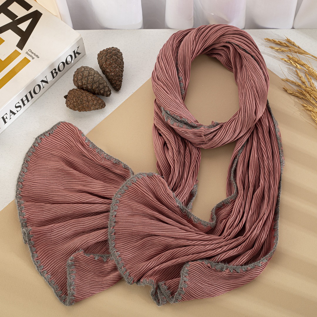 شال پلیسه دوربافت بسته16رنگی کد ps20 (عمده)
