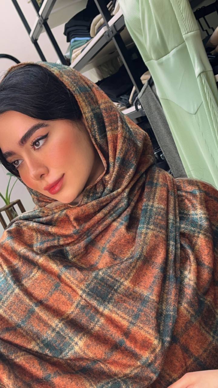 شال مخمل طرحبندی بسته10طرحی کد sc55 (عمده)
