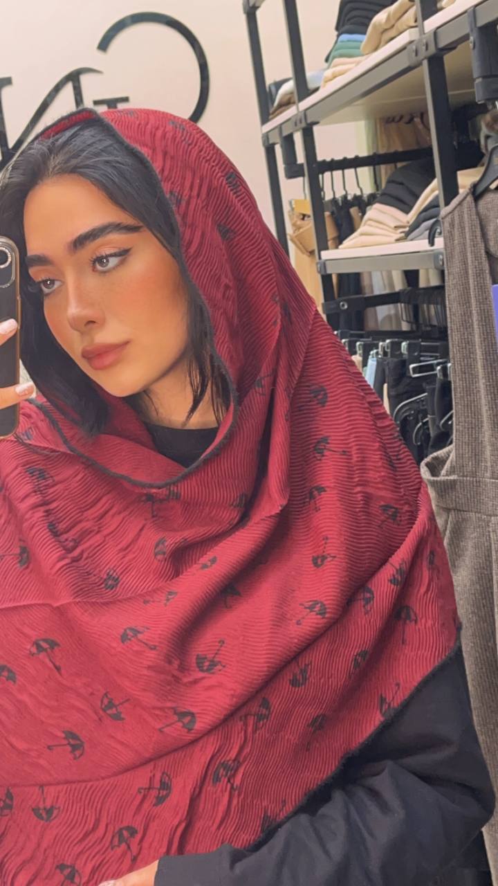شال پلیسه طرحدار دورو لبه کنفی بسته10طرحیps24 (عمده)
