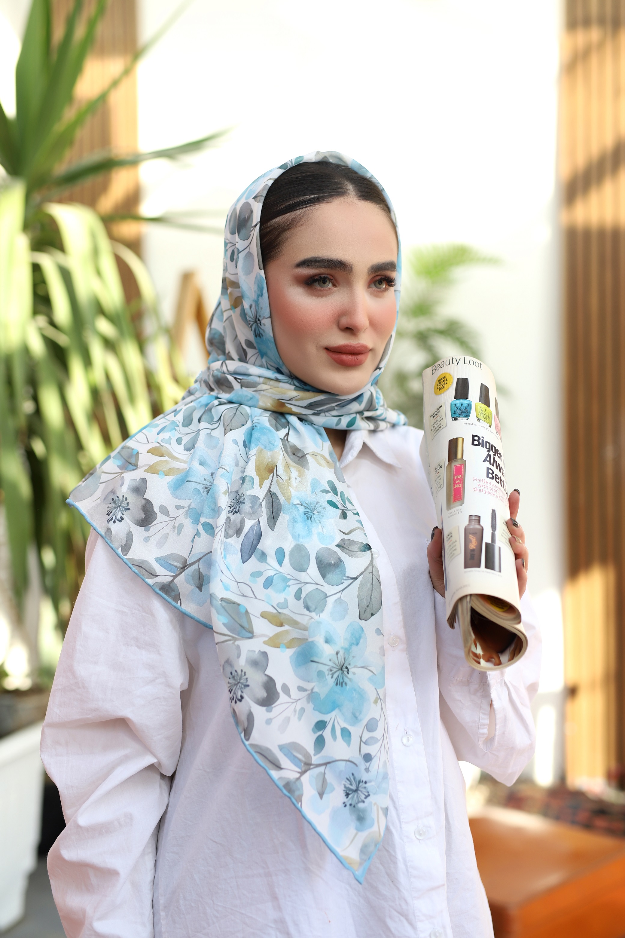 روسری حریردستدوز ابرنگی بسته10طرحی کد r56 (عمده)
