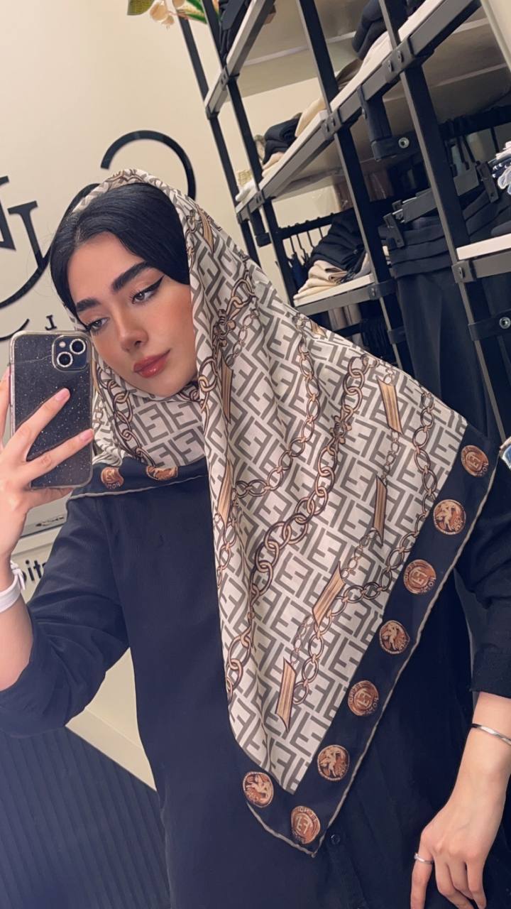 روسری حریر دستدوز بسته8رنگی کد r69 (عمده)
