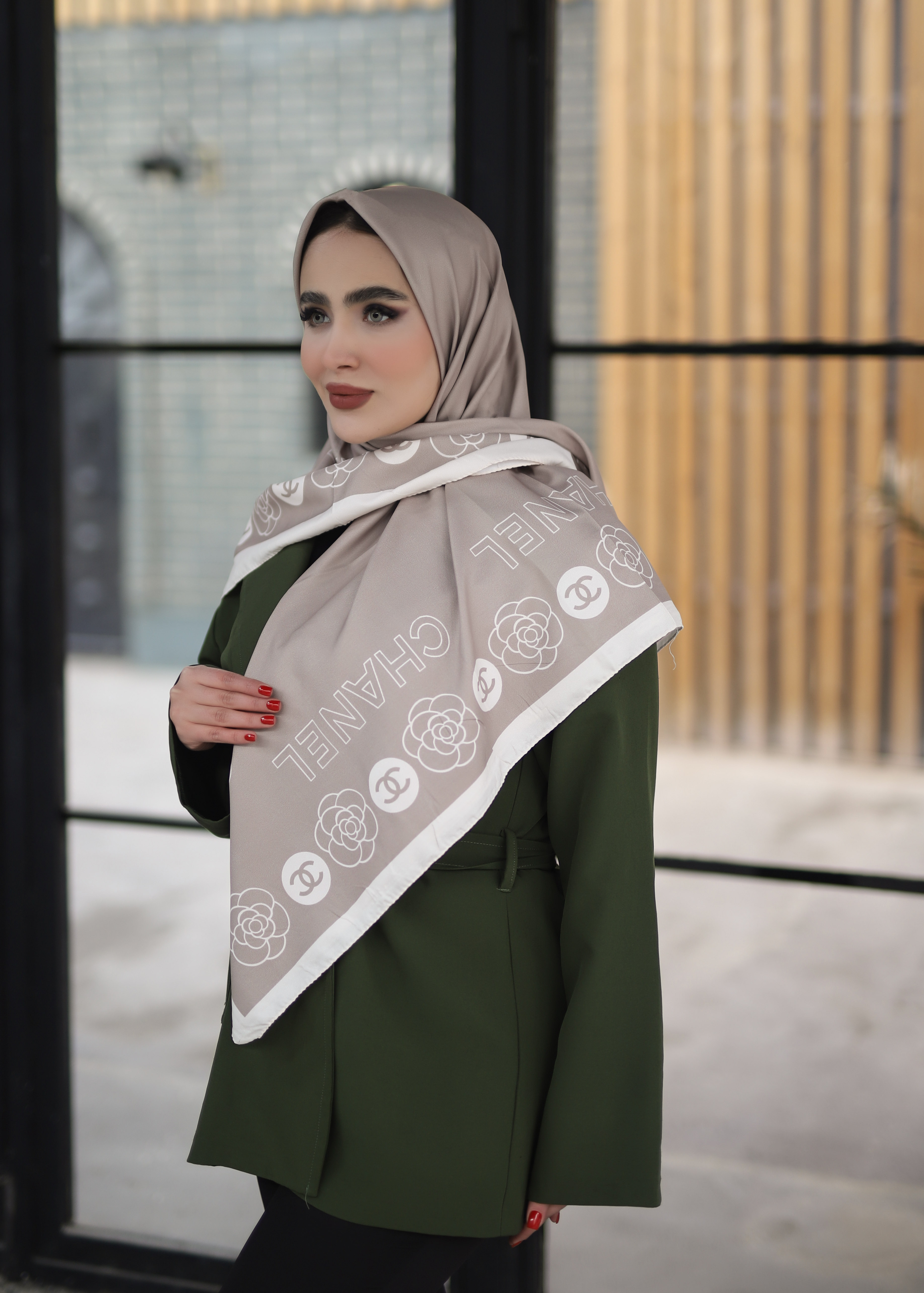 روسری ابریشم توییل پک کرم روشن بسته6طرحی کد r75 (عمده)
