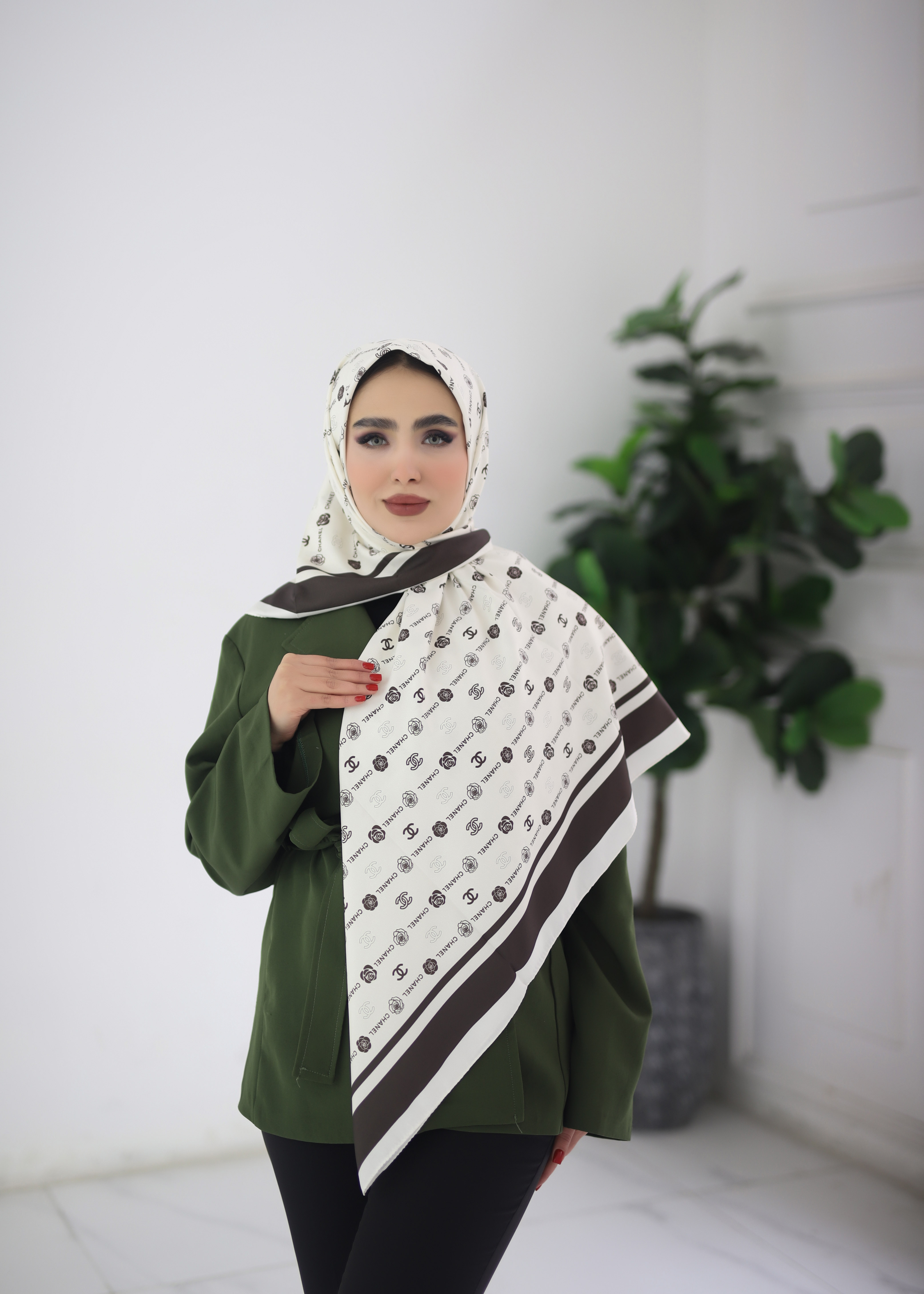 روسری ابریشم توییل پک موکا رنگ سال بسته6طرحی کد r80 (عمده)
