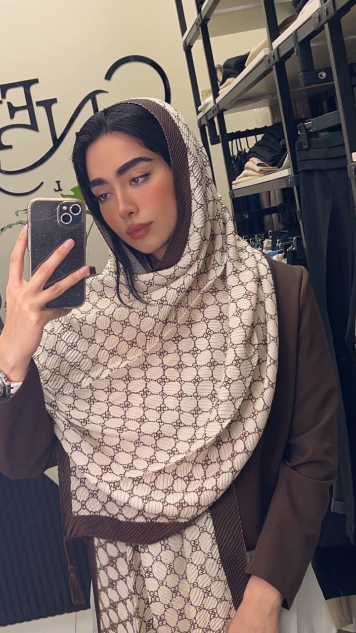 شال پلیسه پک موکا رنگ سال بسته8طرحی کد sp42 (عمده)
