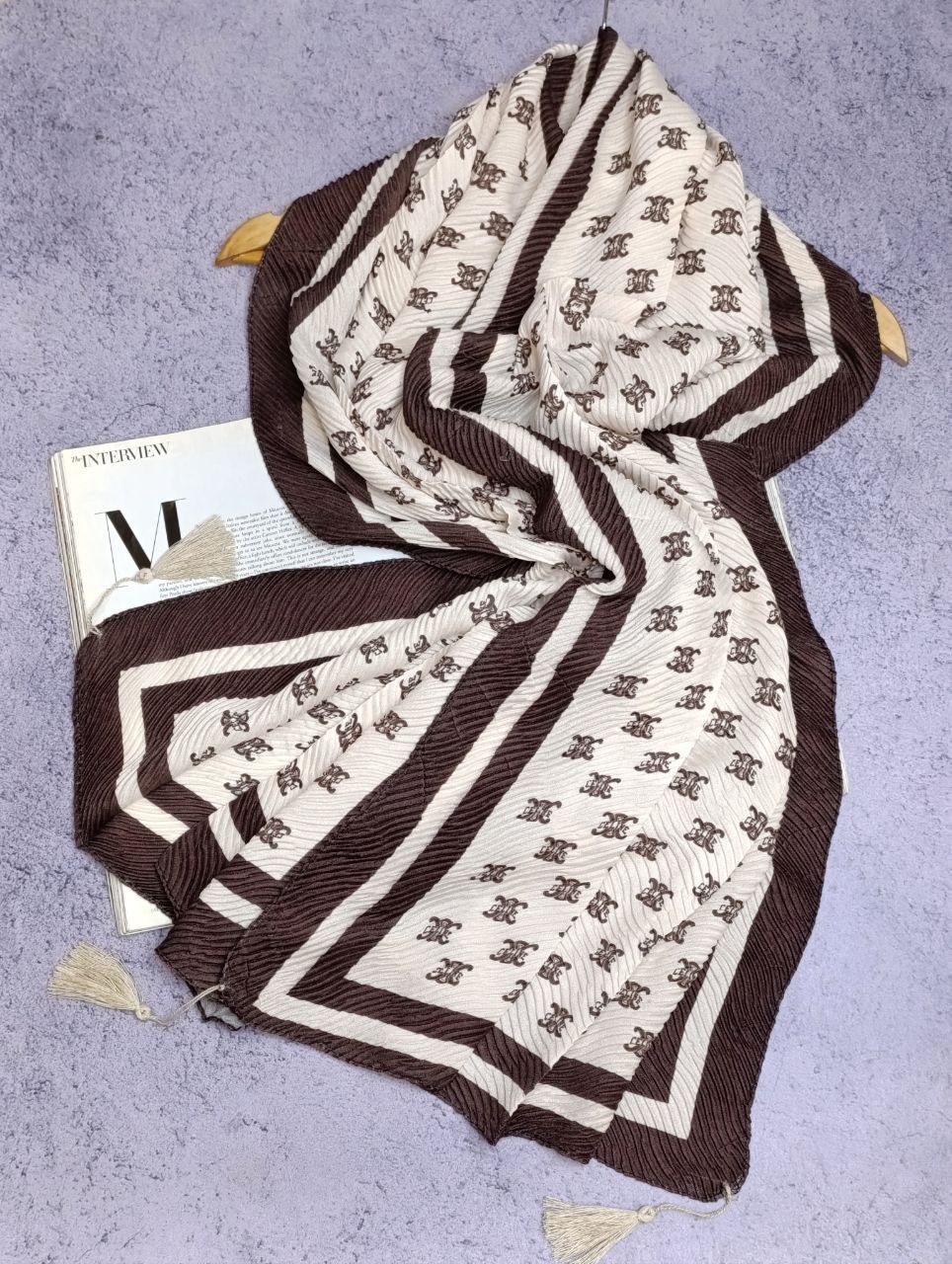 شال پلیسه پک موکا رنگ سال بسته8طرحی کد sp42 (عمده)
