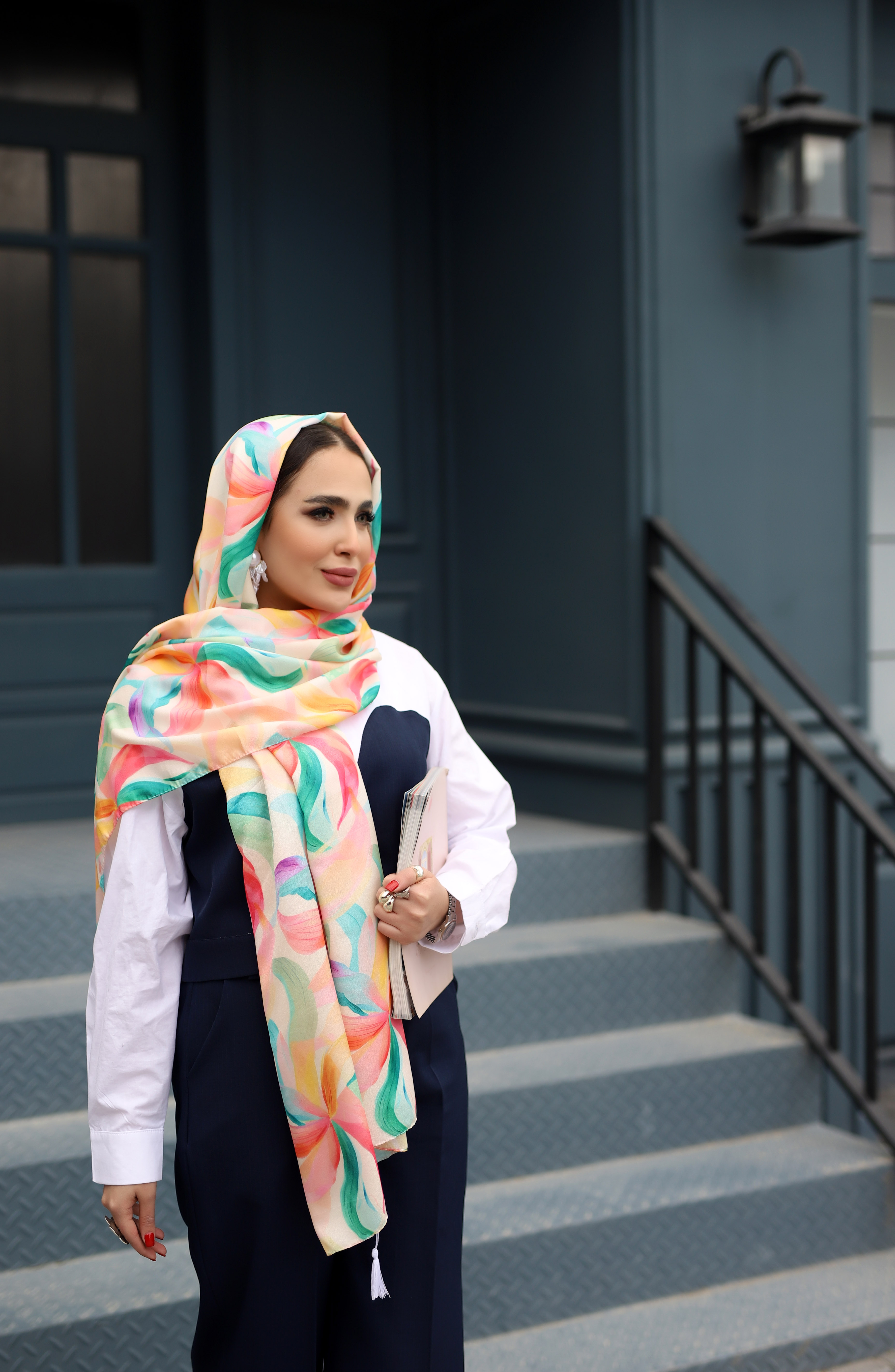 شال ابرنگی بسته10طرحی کد sh49 (عمده)
