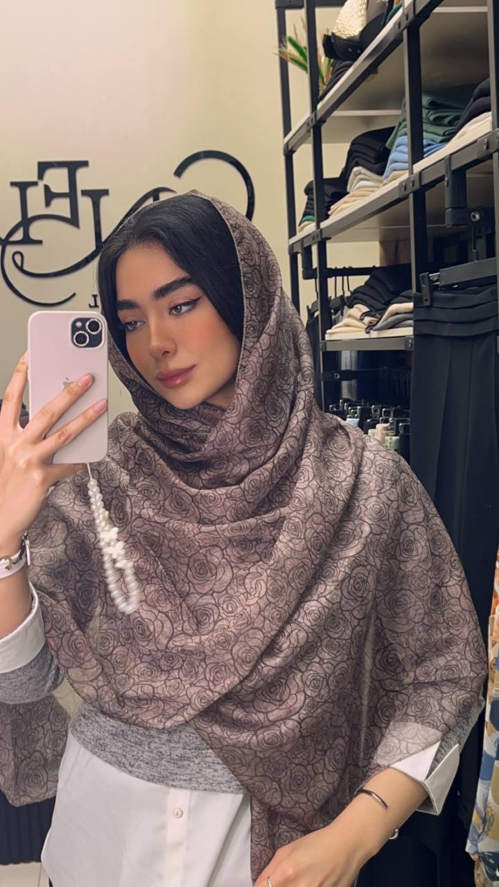 شال حریرچاپی بسته10رنگی کد sh52 (عمده)
