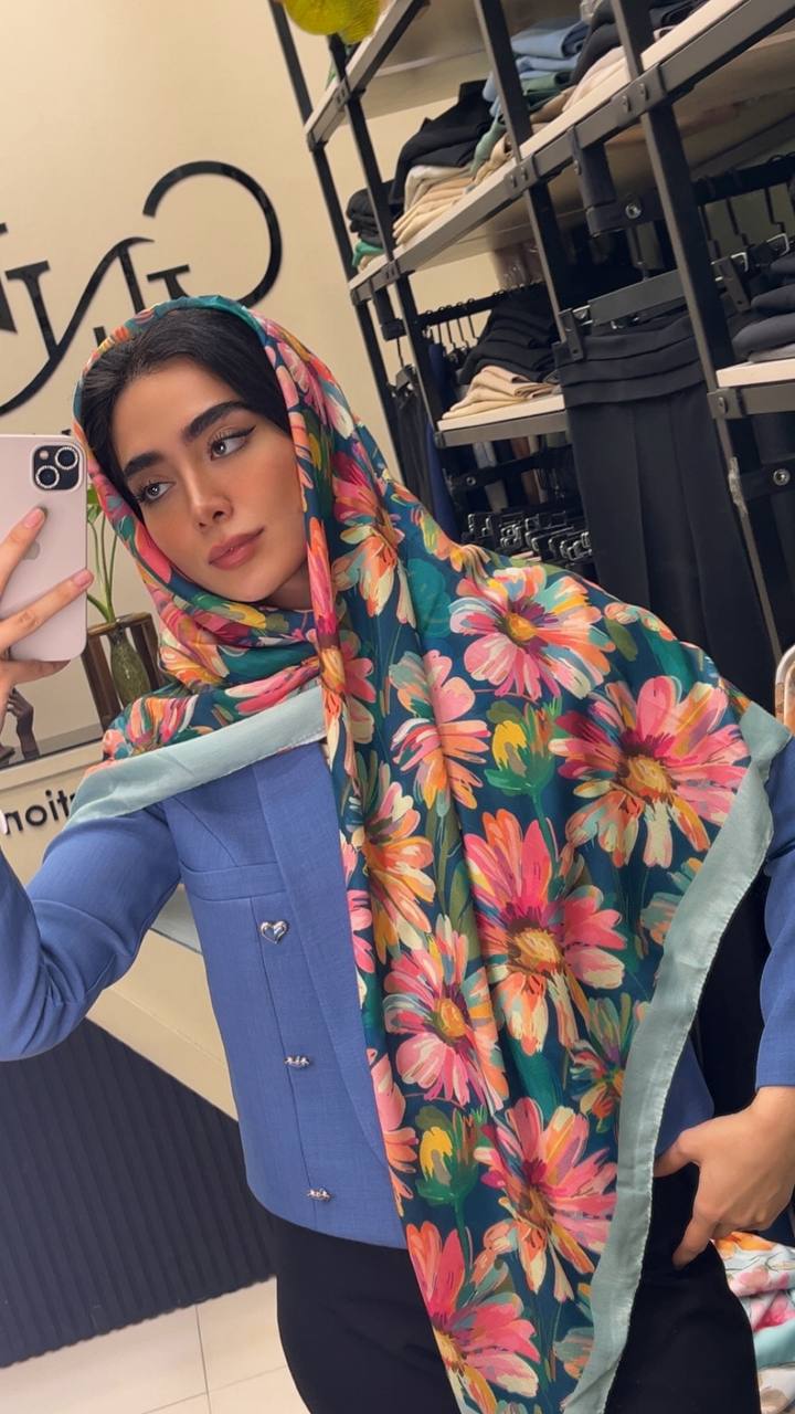 روسری نخی طرح گل بسته6طرحی کد r89 (عمده)
