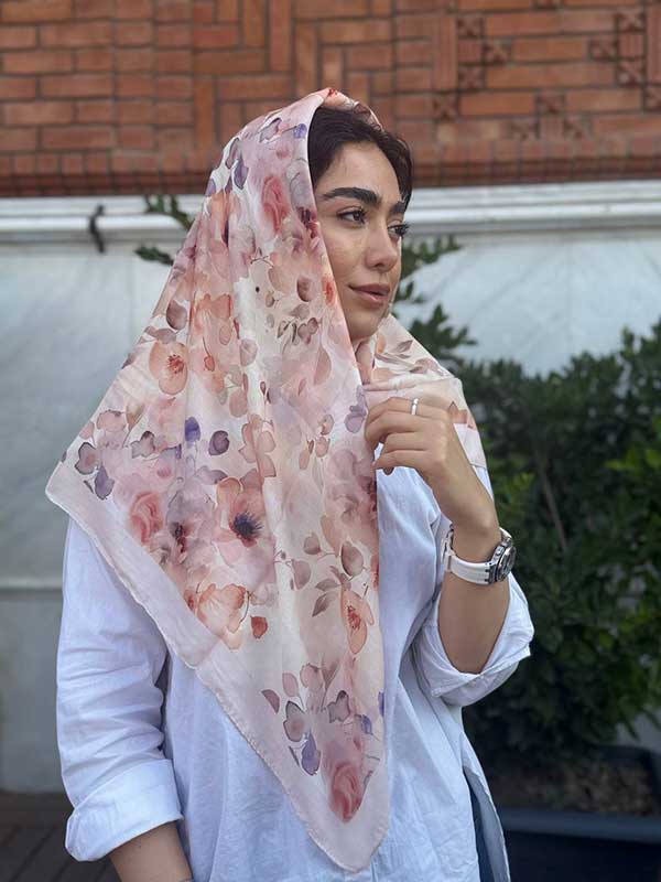 روسری کوپرا دورنگین نگین نقره ای و مشکی سری انتخابی کد rm22 (عمده)
