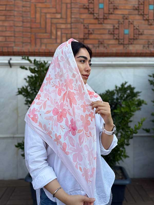 روسری نخی ابرنگی پک صورتی بسته8طرحی کد r98 (عمده)
