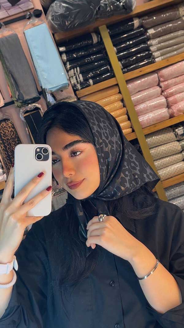 خرید مینی اسکارف مشکی مجلسی بسته ۶ عددی | فروش عمده مینی اسکارف شیک و باکیفیت
