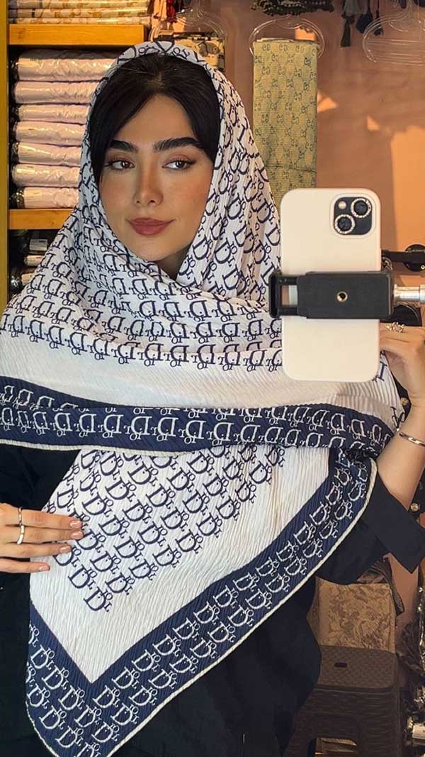 روسری پلیسه پک سورمه ای بسته7طرحی کد r136 (عمده)
