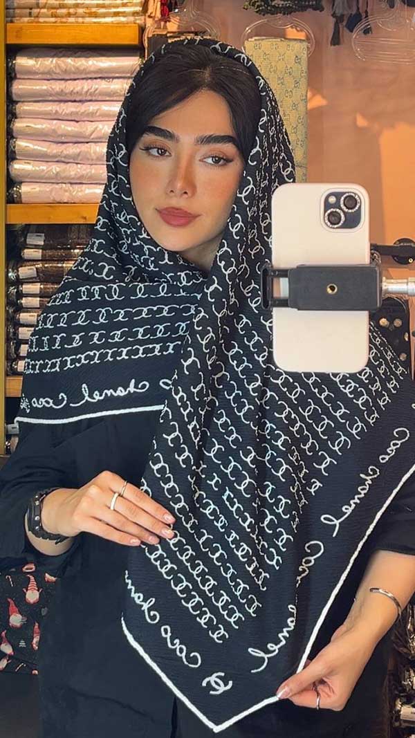 روسری پلیسه پک سفیدمشکی بسته3طرحی کد r137 (عمده)
