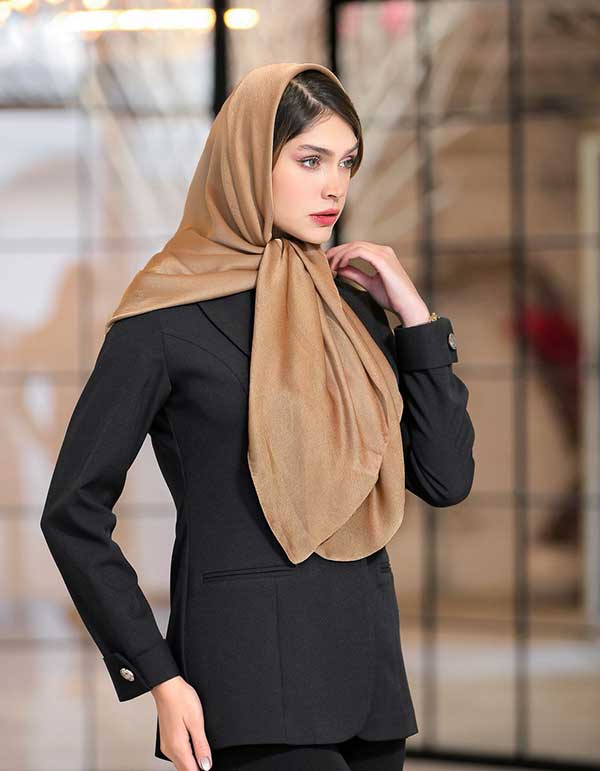 خرید روسری حریر ابریشم | فروش عمده روسری با بهترین کیفیت و قیمت همکاری
